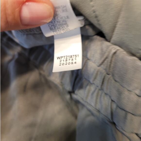 J. Jill Pull On Pants S Sage Green Lyocell Tapered Casual Pockets EUC - Picture 6 of 10